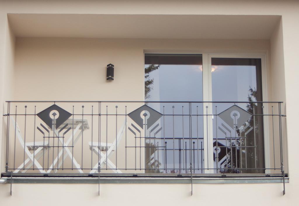 Cafe Hehrlich - Cafe, Pension & Mehr Bad Tennstedt Cameră foto